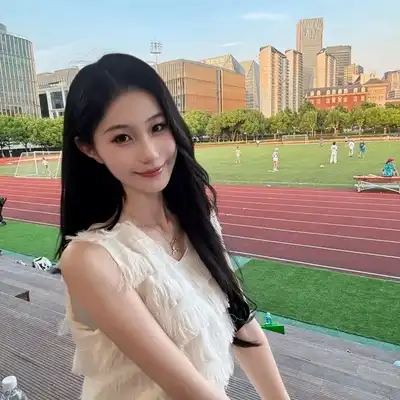 李诚